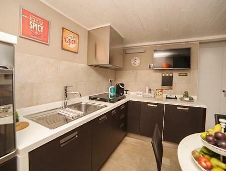 Oroverde B&B Трани Экстерьер фото