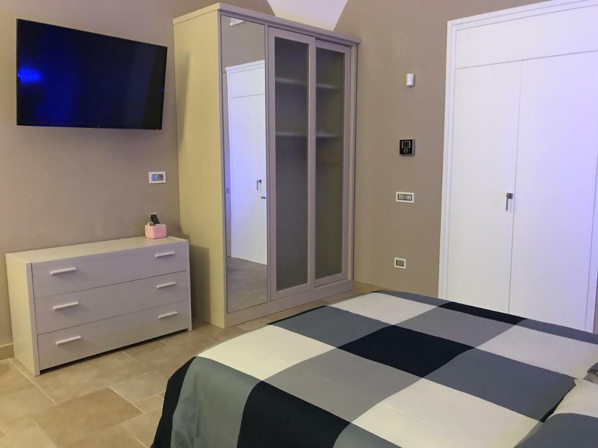 Oroverde B&B Трани Экстерьер фото