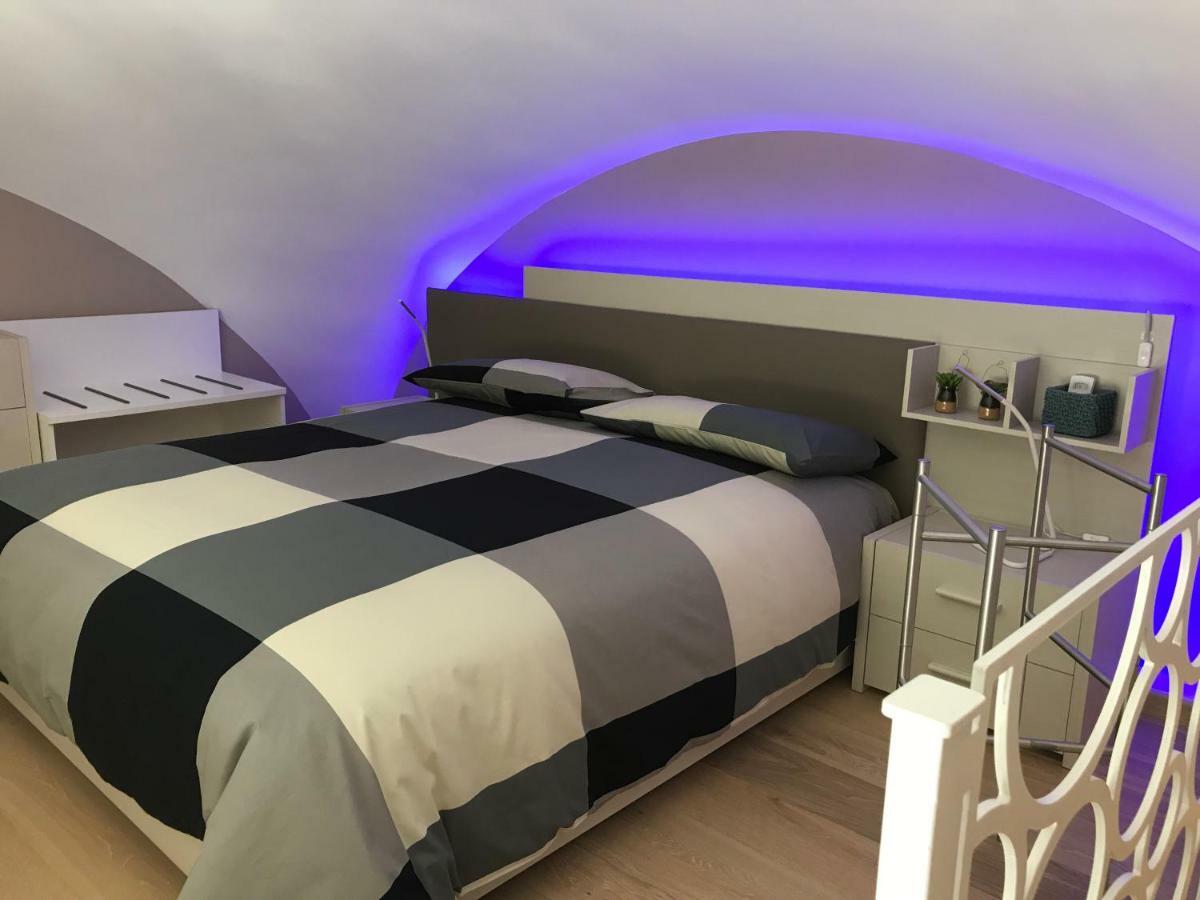 Oroverde B&B Трани Экстерьер фото